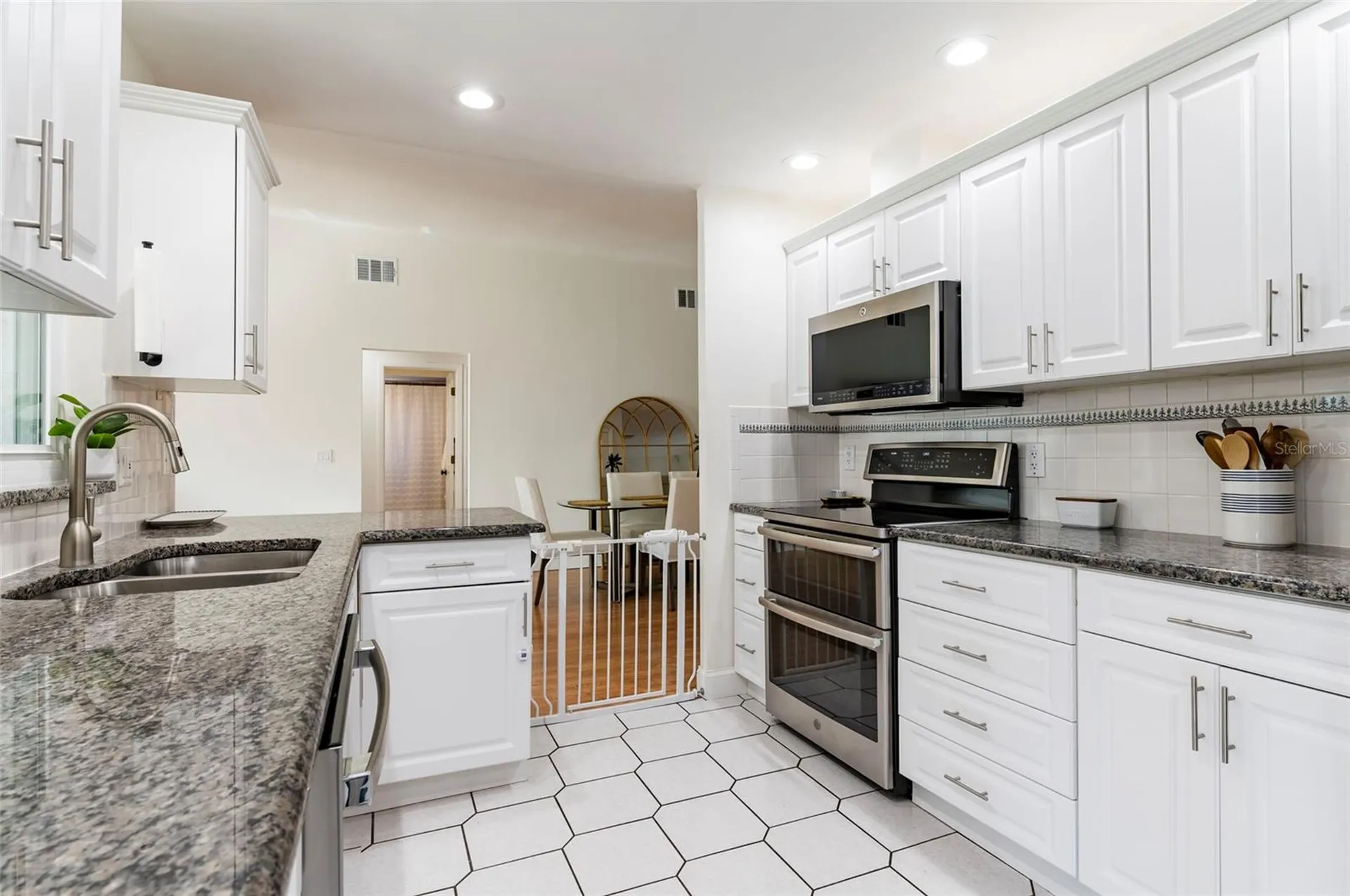 8194 124th Terrace Largo FL 33773
