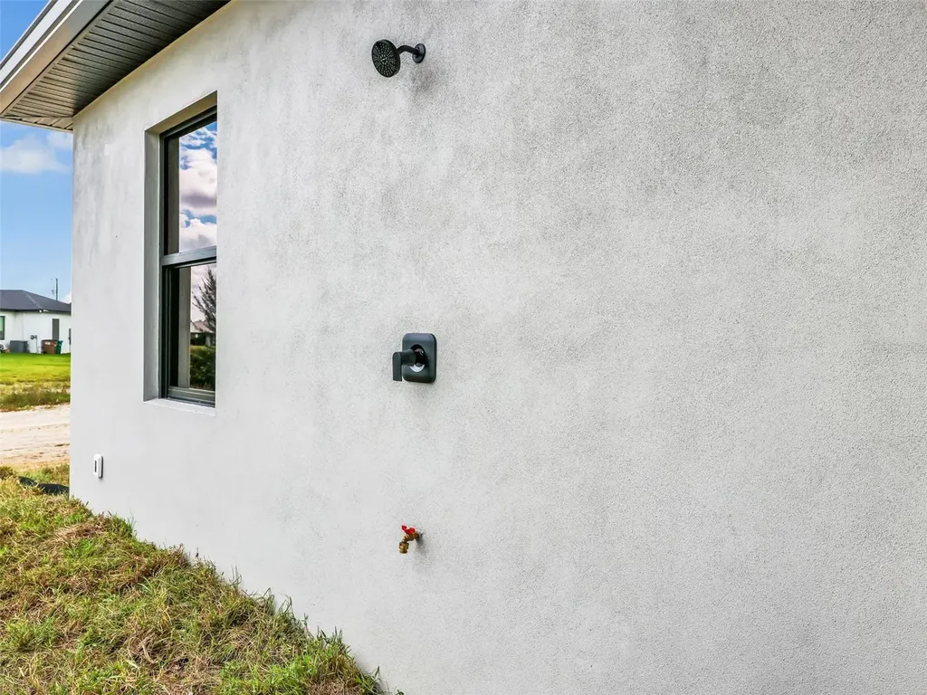 2001 NW 17th Place Cape Coral FL 33993