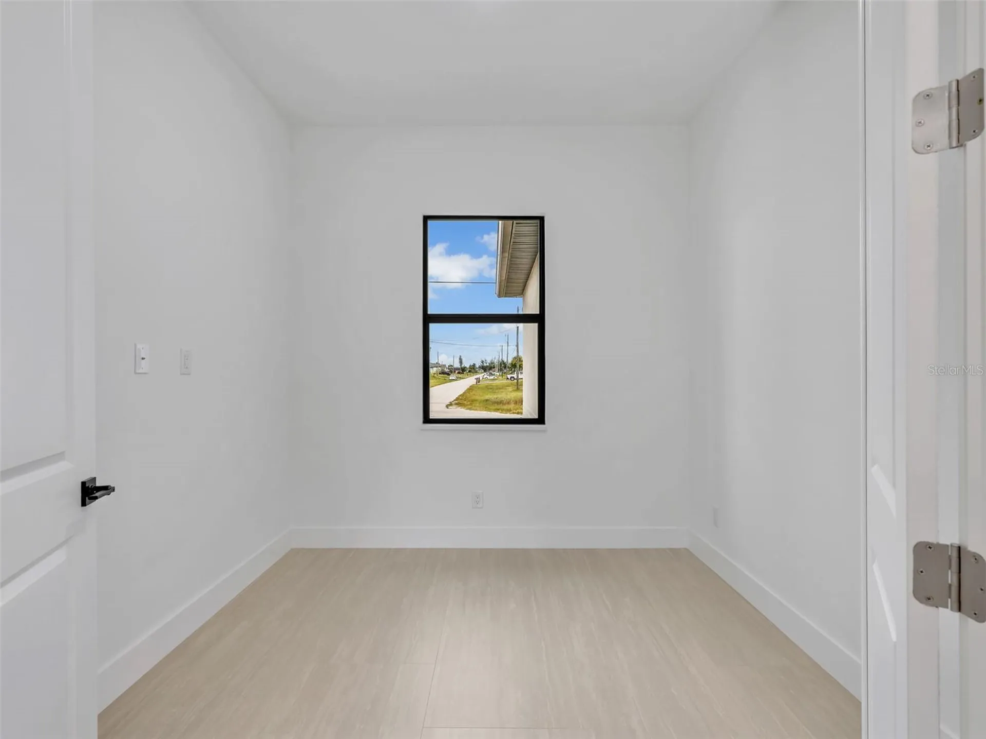 2001 NW 17th Place Cape Coral FL 33993