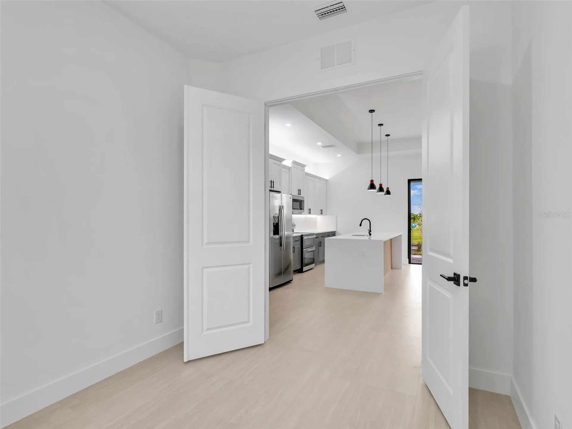 2001 NW 17th Place Cape Coral FL 33993