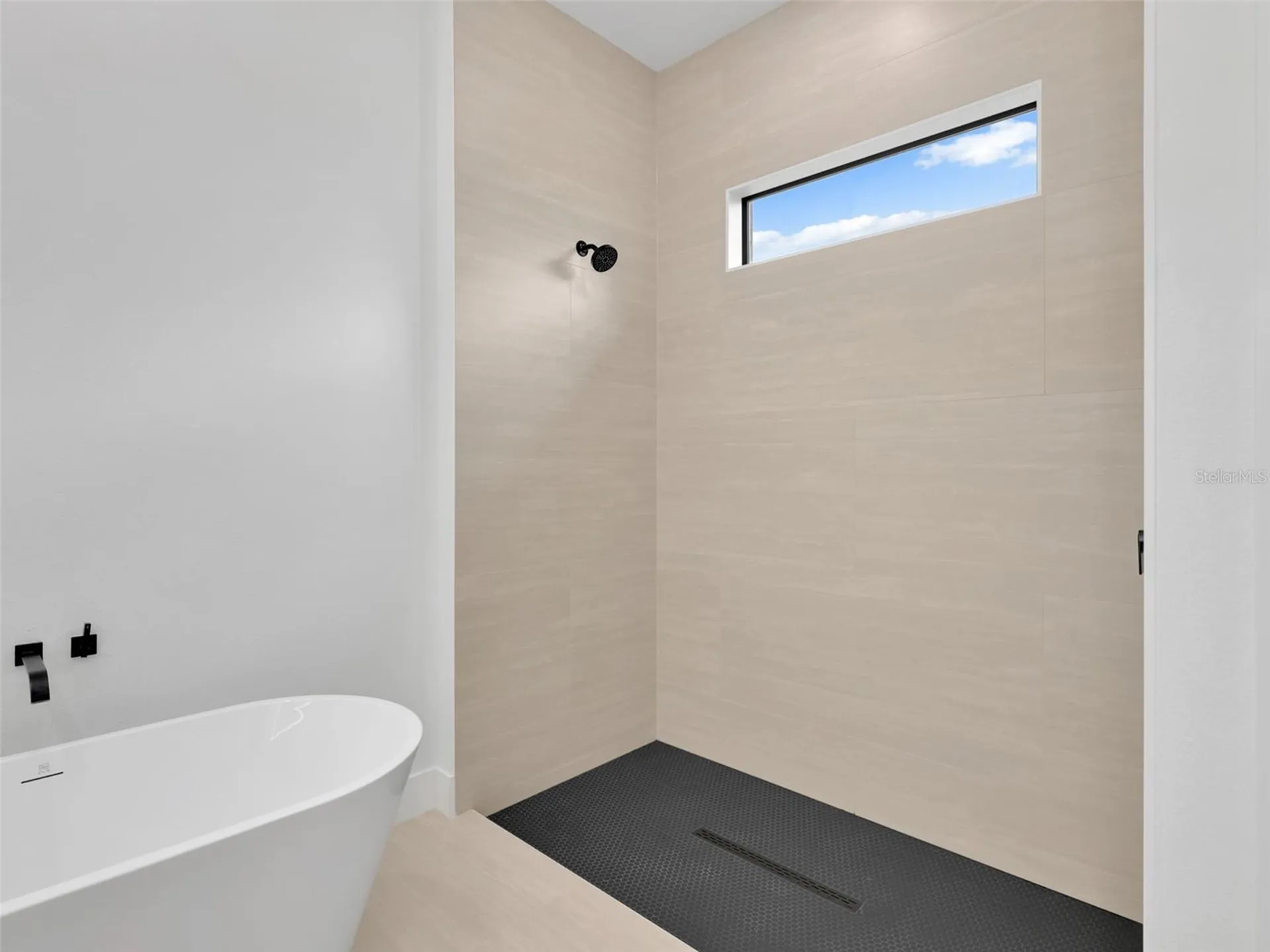 2001 NW 17th Place Cape Coral FL 33993