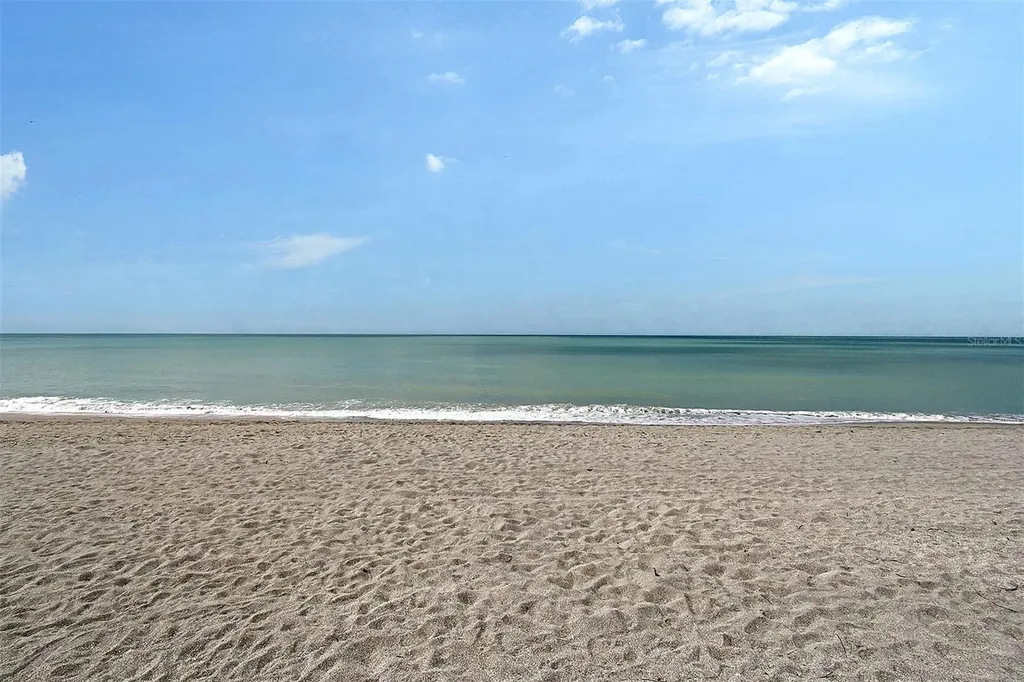8504 Heron Lagoon Circle Sarasota FL 34242