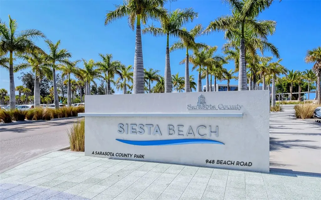8504 Heron Lagoon Circle Sarasota FL 34242