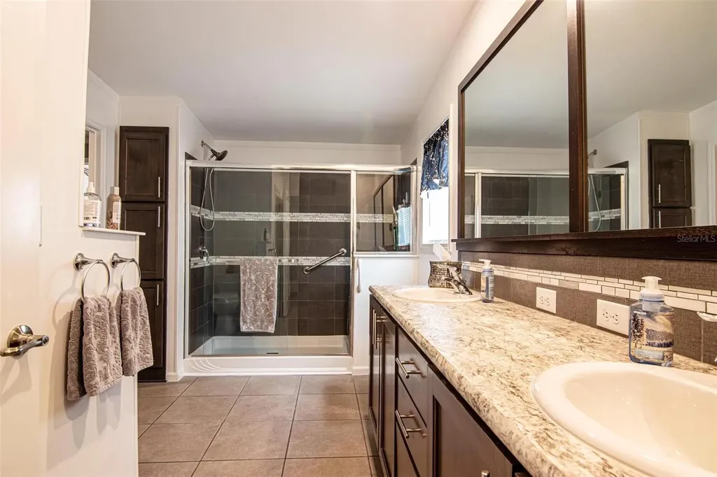 417 Snead Drive North Fort Myers FL 33903