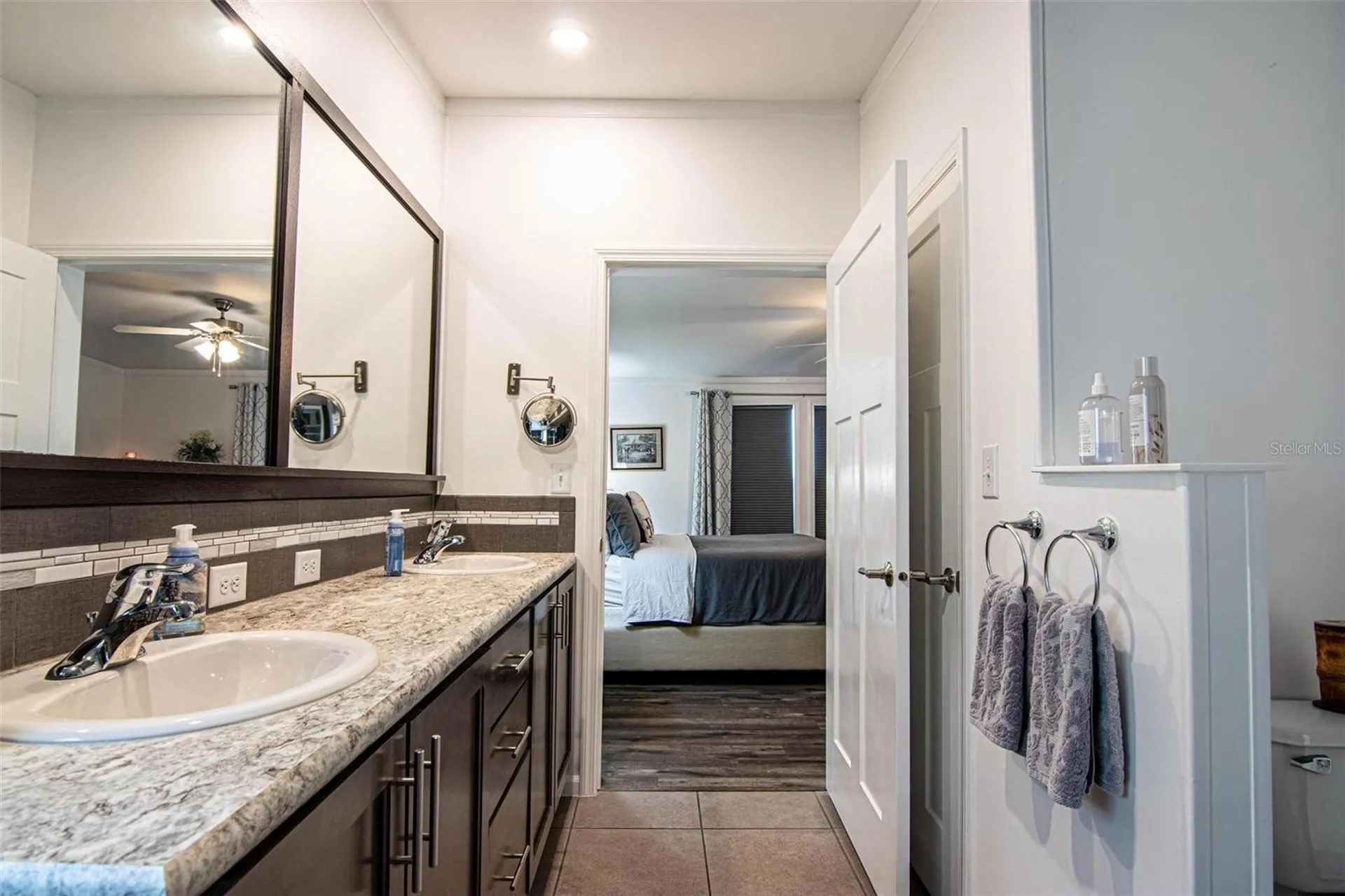 417 Snead Drive North Fort Myers FL 33903