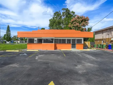 409 Martin Luther King Boulevard NE Winter Haven FL 33881