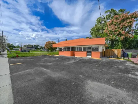 409 Martin Luther King Boulevard NE Winter Haven FL 33881