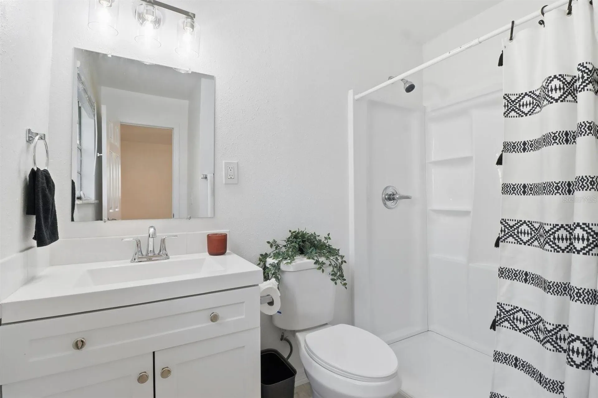 1045 N Fan Palm Point Crystal River FL 34429