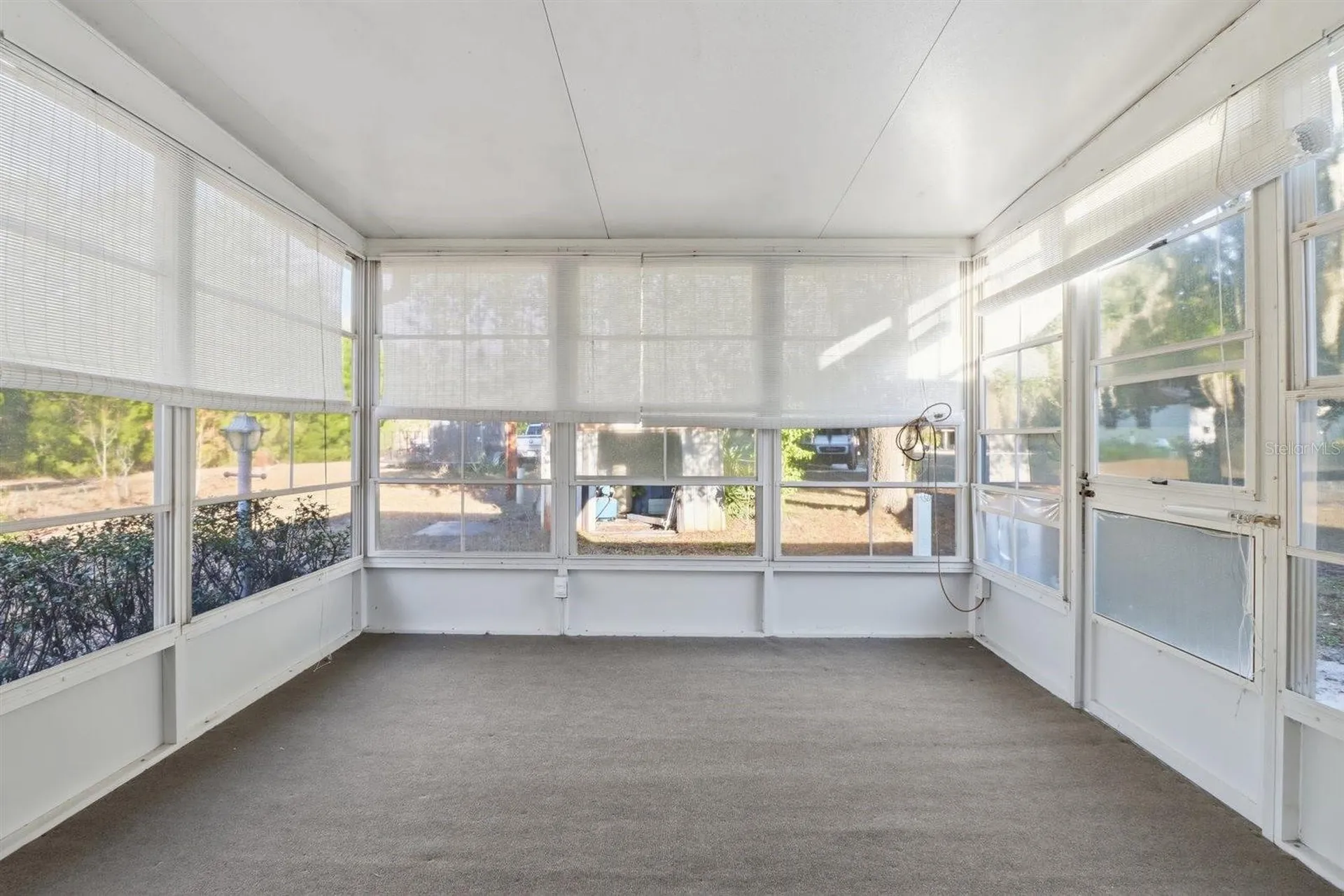 1045 N Fan Palm Point Crystal River FL 34429
