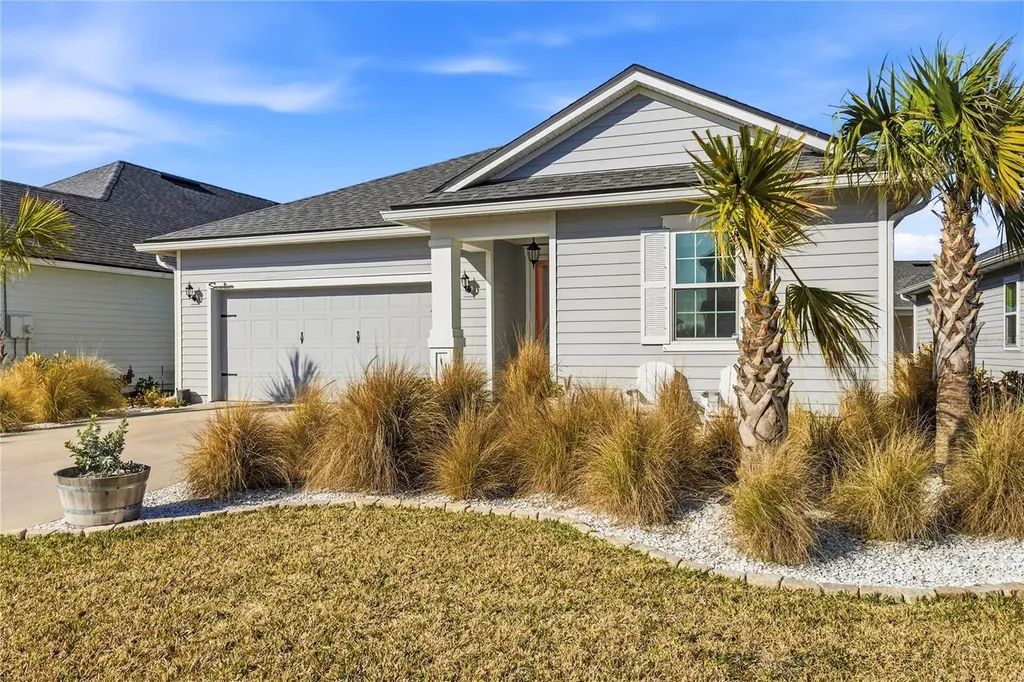 17 Los Lagos Boulevard Palm Coast FL 32137