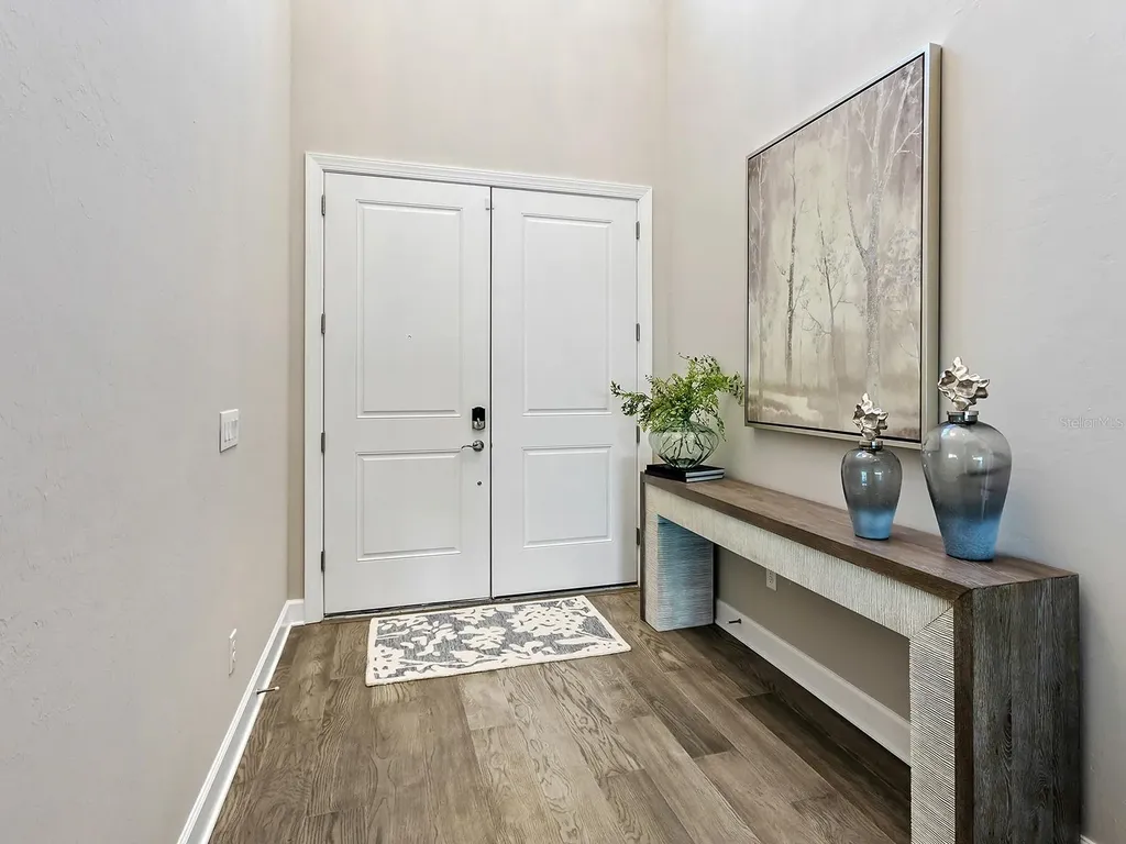 7949 Sunset Pines Drive Sarasota FL 34240