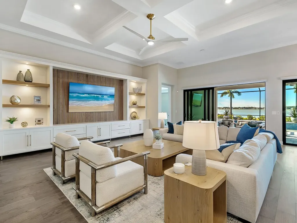7949 Sunset Pines Drive Sarasota FL 34240