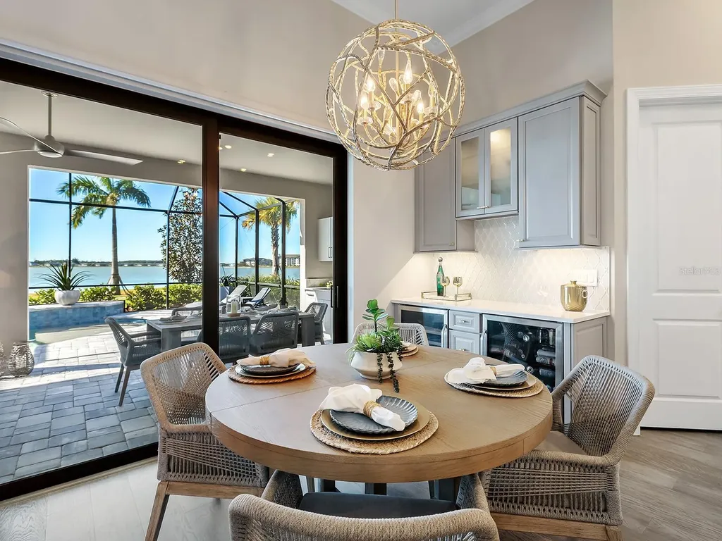 7949 Sunset Pines Drive Sarasota FL 34240