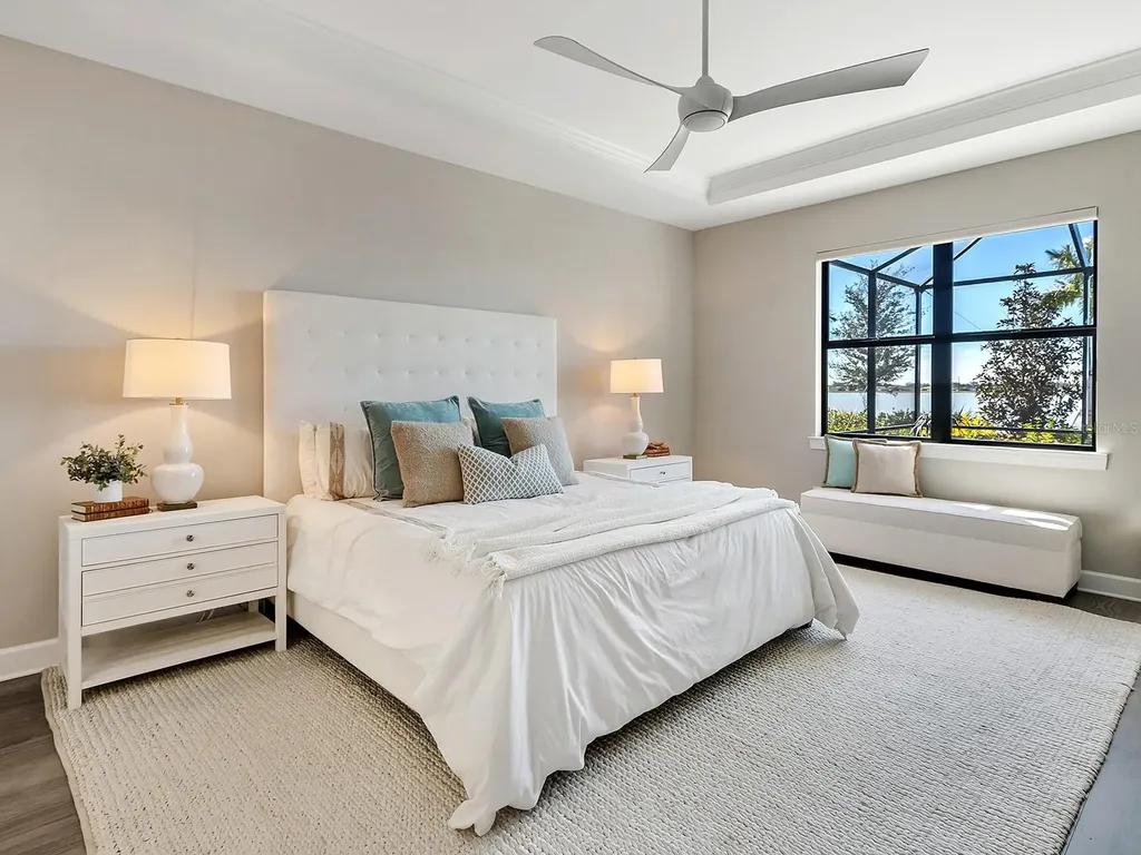 7949 Sunset Pines Drive Sarasota FL 34240
