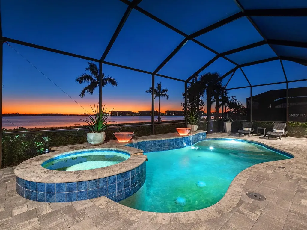 7949 Sunset Pines Drive Sarasota FL 34240
