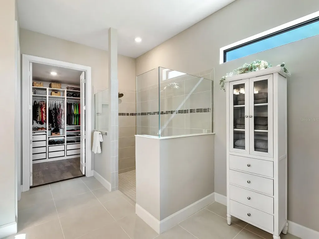 7949 Sunset Pines Drive Sarasota FL 34240