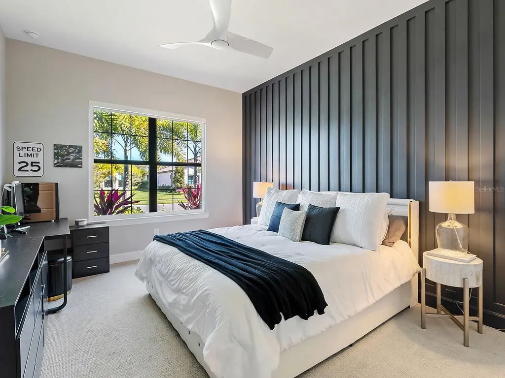 7949 Sunset Pines Drive Sarasota FL 34240