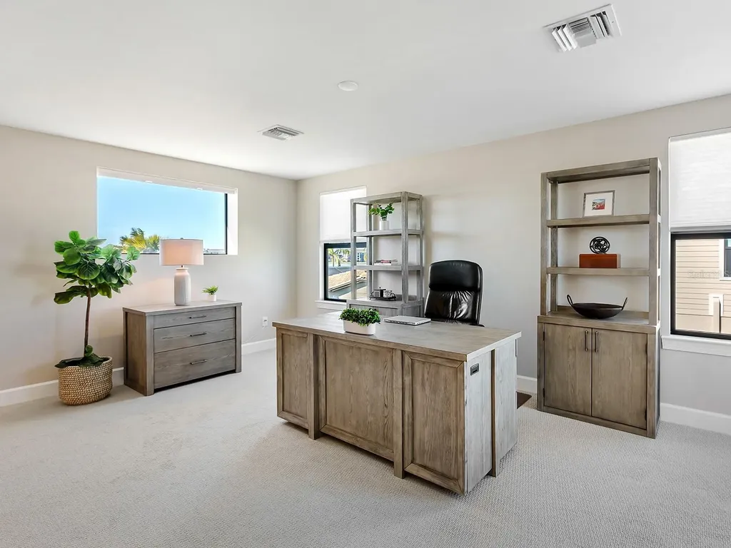 7949 Sunset Pines Drive Sarasota FL 34240