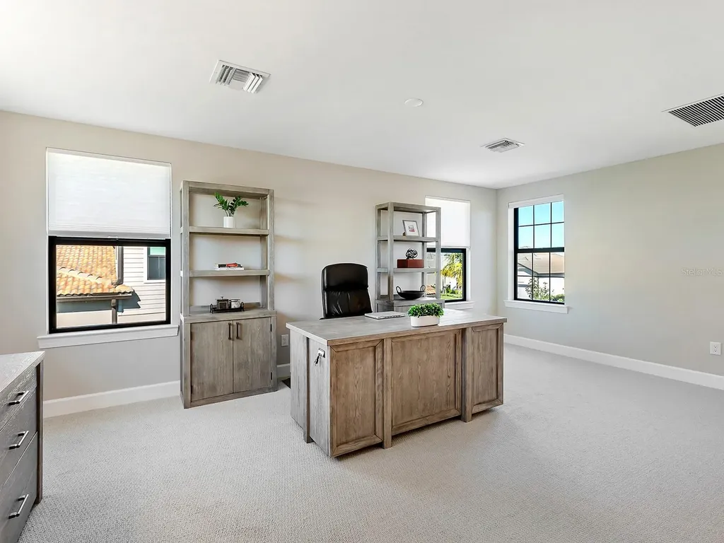 7949 Sunset Pines Drive Sarasota FL 34240