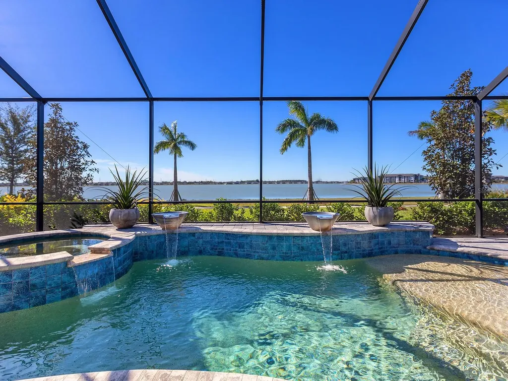 7949 Sunset Pines Drive Sarasota FL 34240