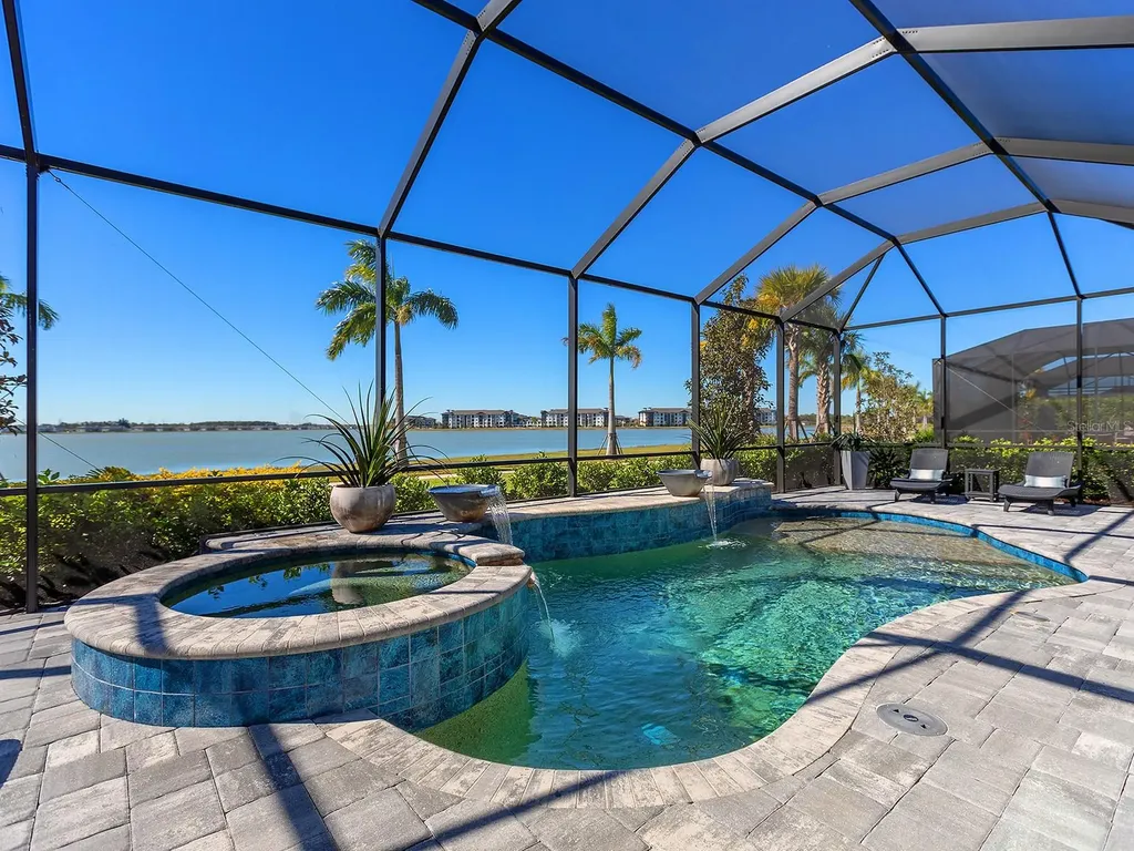 7949 Sunset Pines Drive Sarasota FL 34240