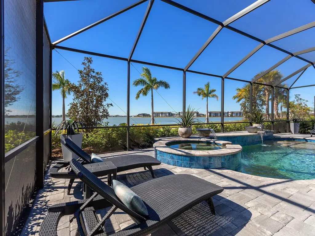 7949 Sunset Pines Drive Sarasota FL 34240