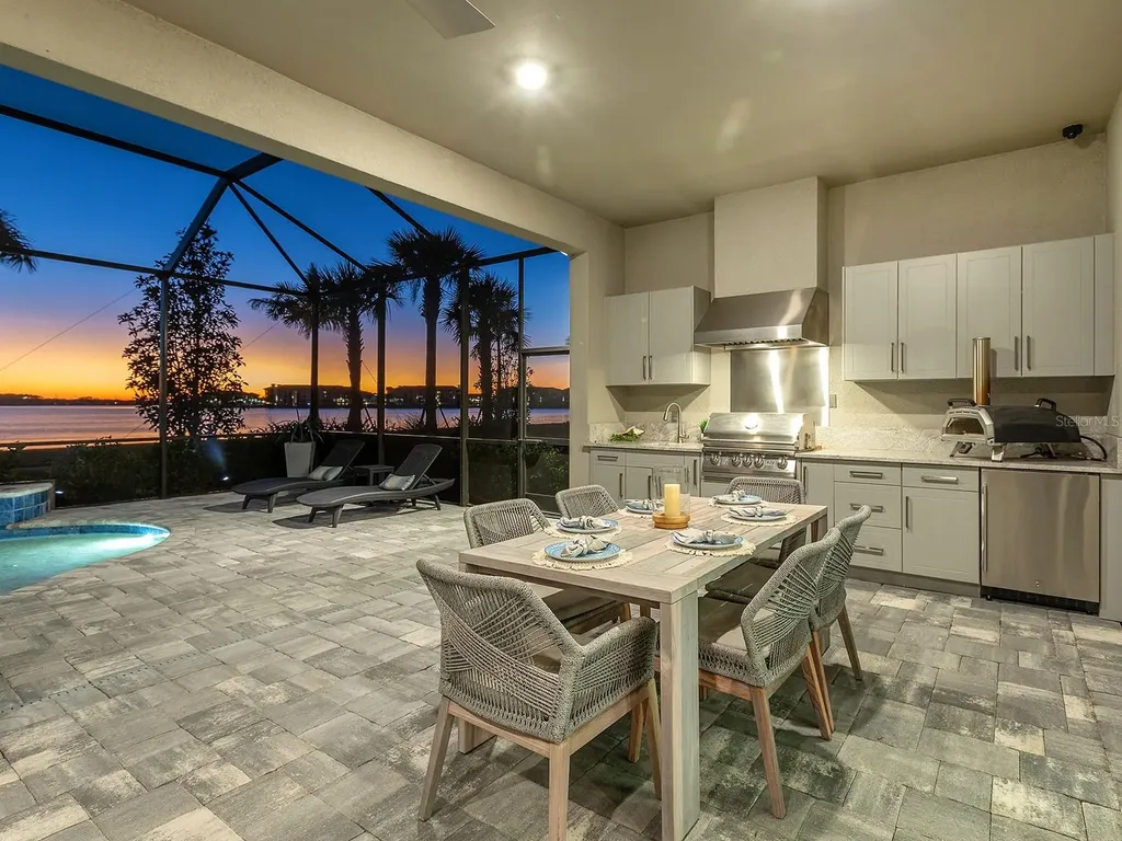 7949 Sunset Pines Drive Sarasota FL 34240