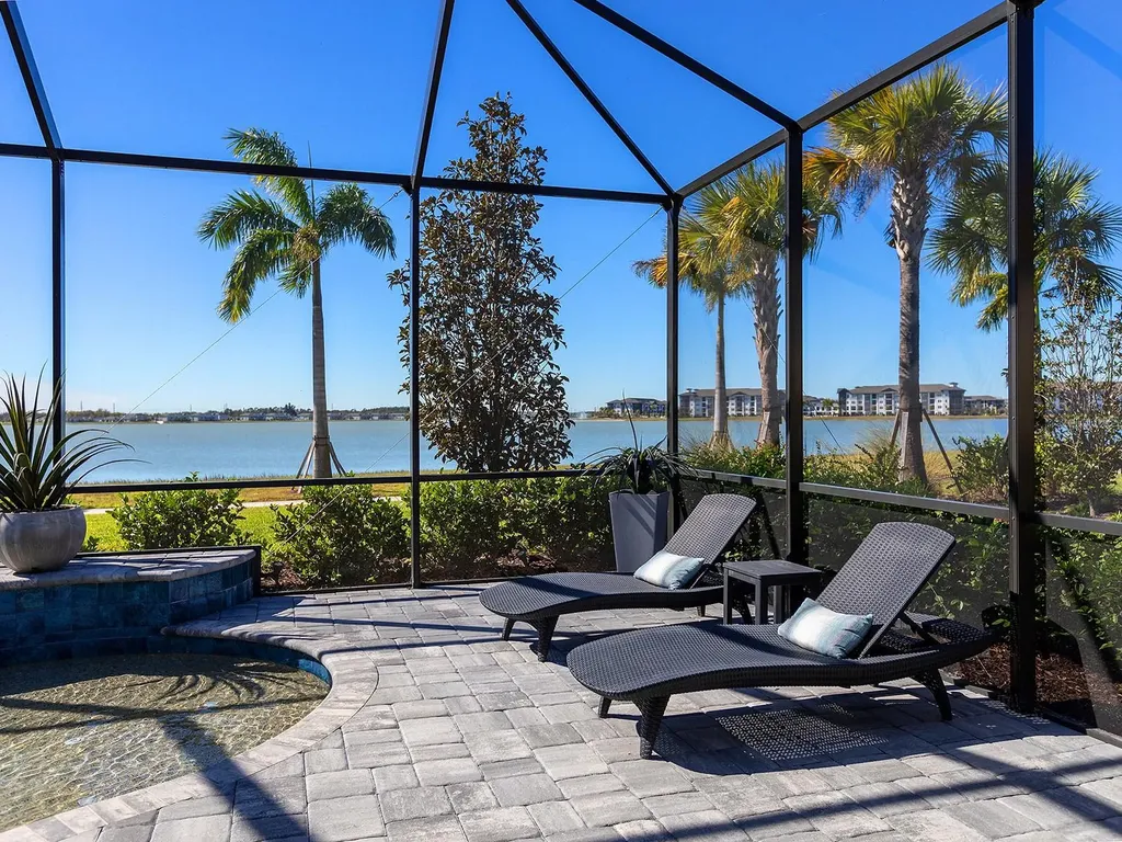 7949 Sunset Pines Drive Sarasota FL 34240
