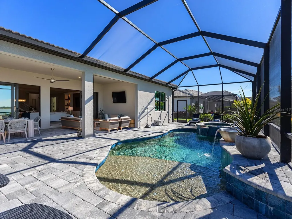 7949 Sunset Pines Drive Sarasota FL 34240