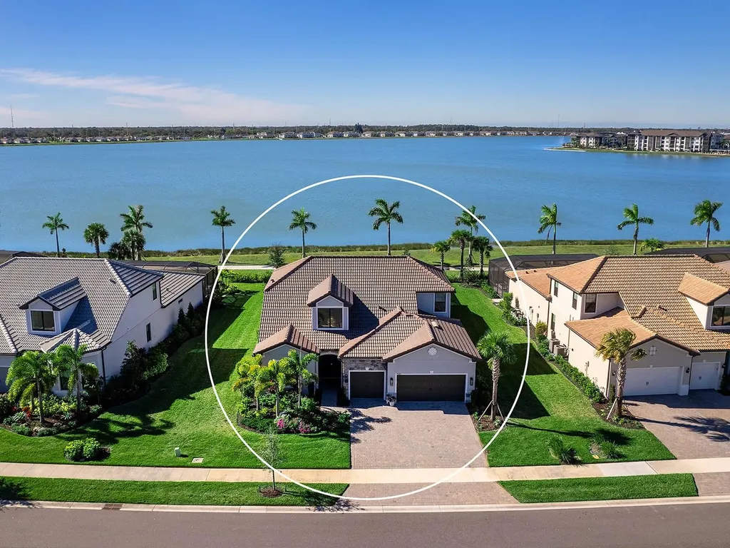 7949 Sunset Pines Drive Sarasota FL 34240