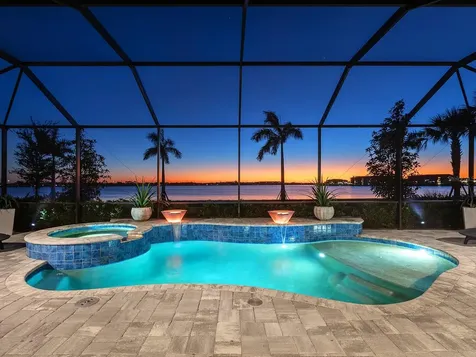7949 Sunset Pines Drive Sarasota FL 34240