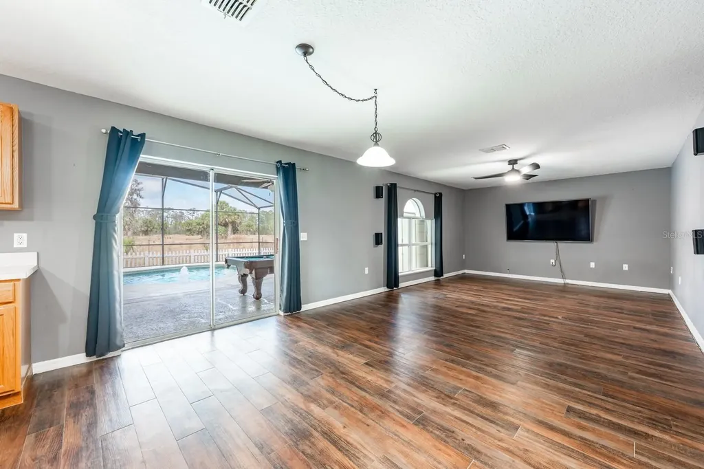 1930 Corner Glen Drive Orlando FL 32820