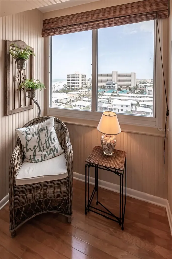 1055 W Peppertree Drive Sarasota FL 34242