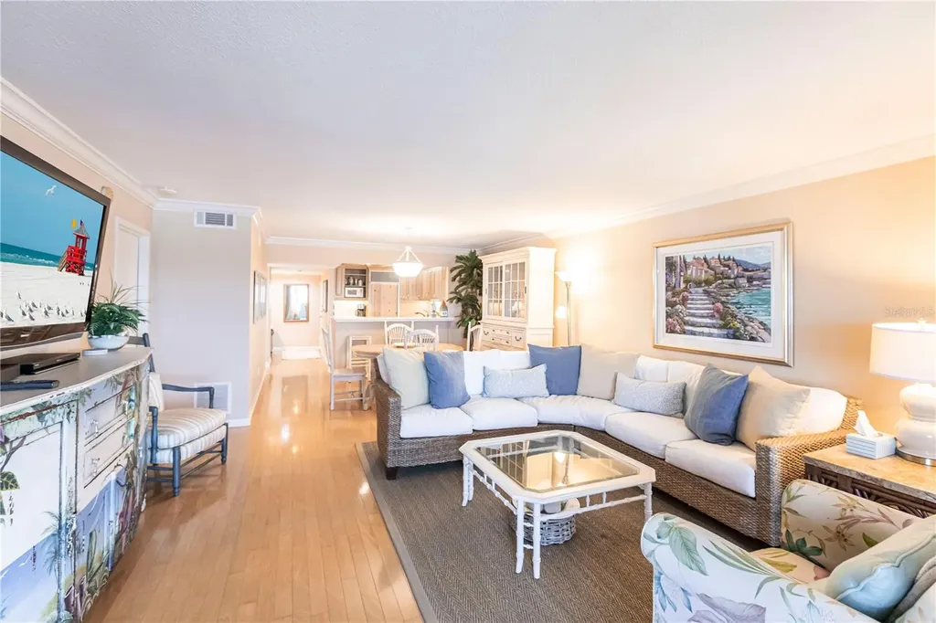 1055 W Peppertree Drive Sarasota FL 34242