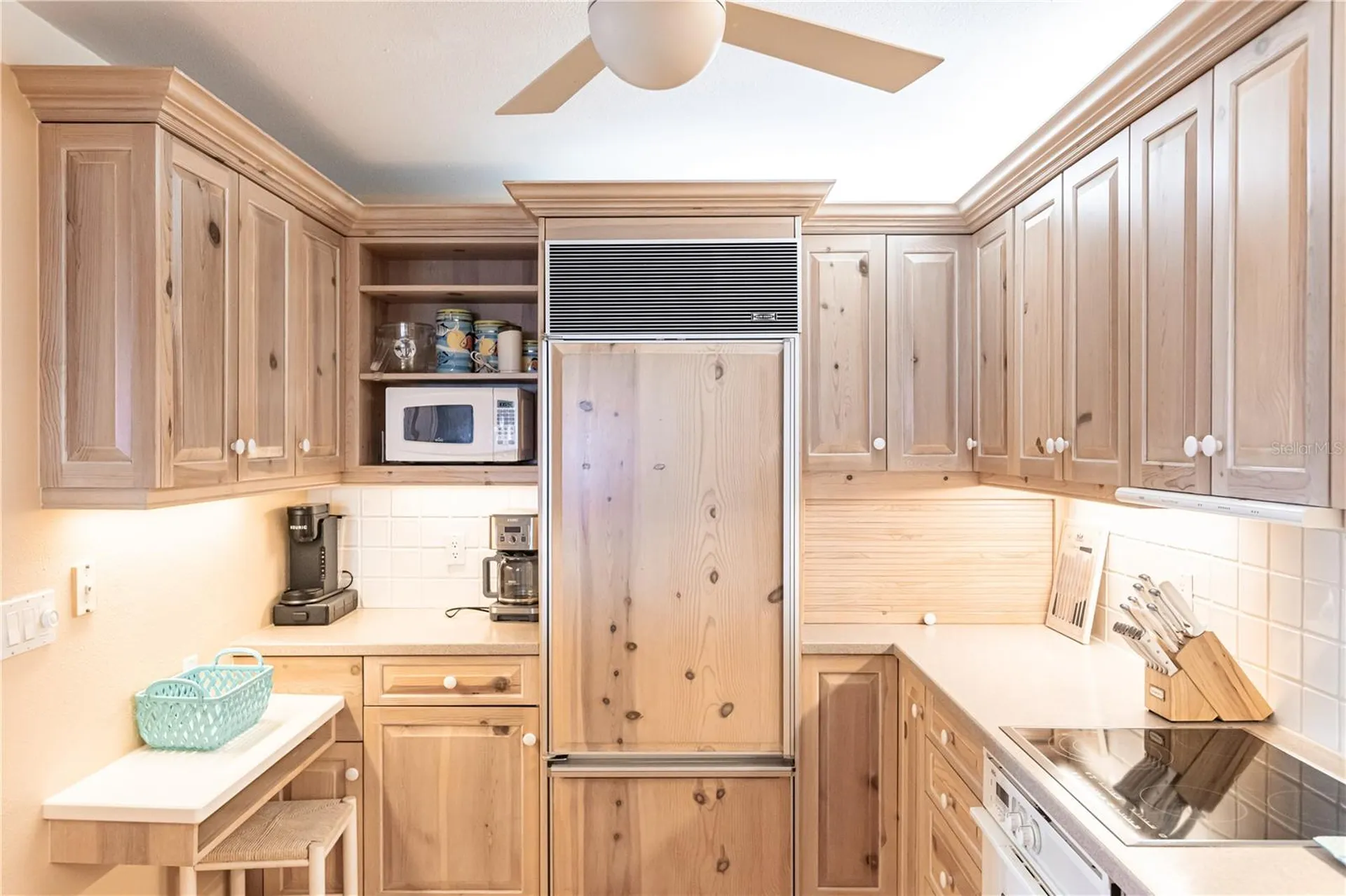1055 W Peppertree Drive Sarasota FL 34242