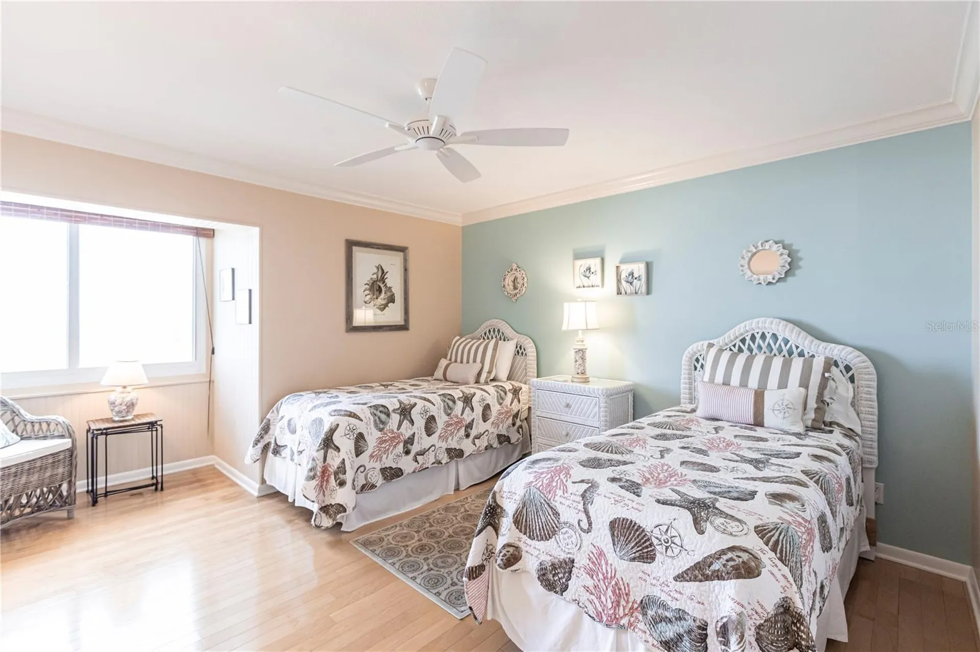 1055 W Peppertree Drive Sarasota FL 34242