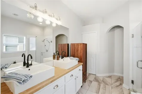 1129 Emerald Hill Way Valrico FL 33594