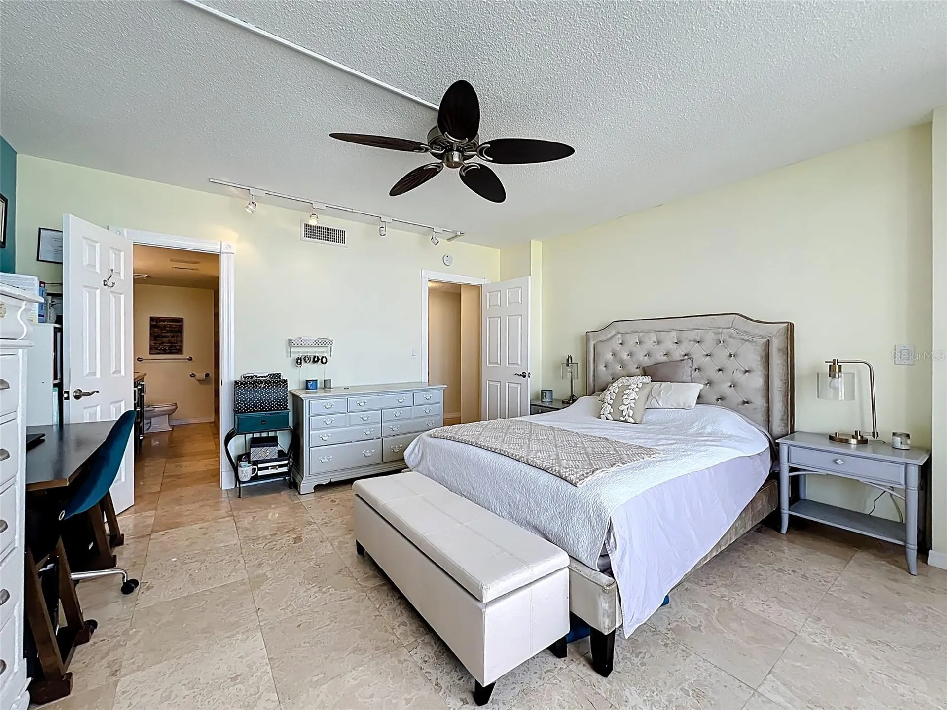 100 Pierce Street Clearwater FL 33756