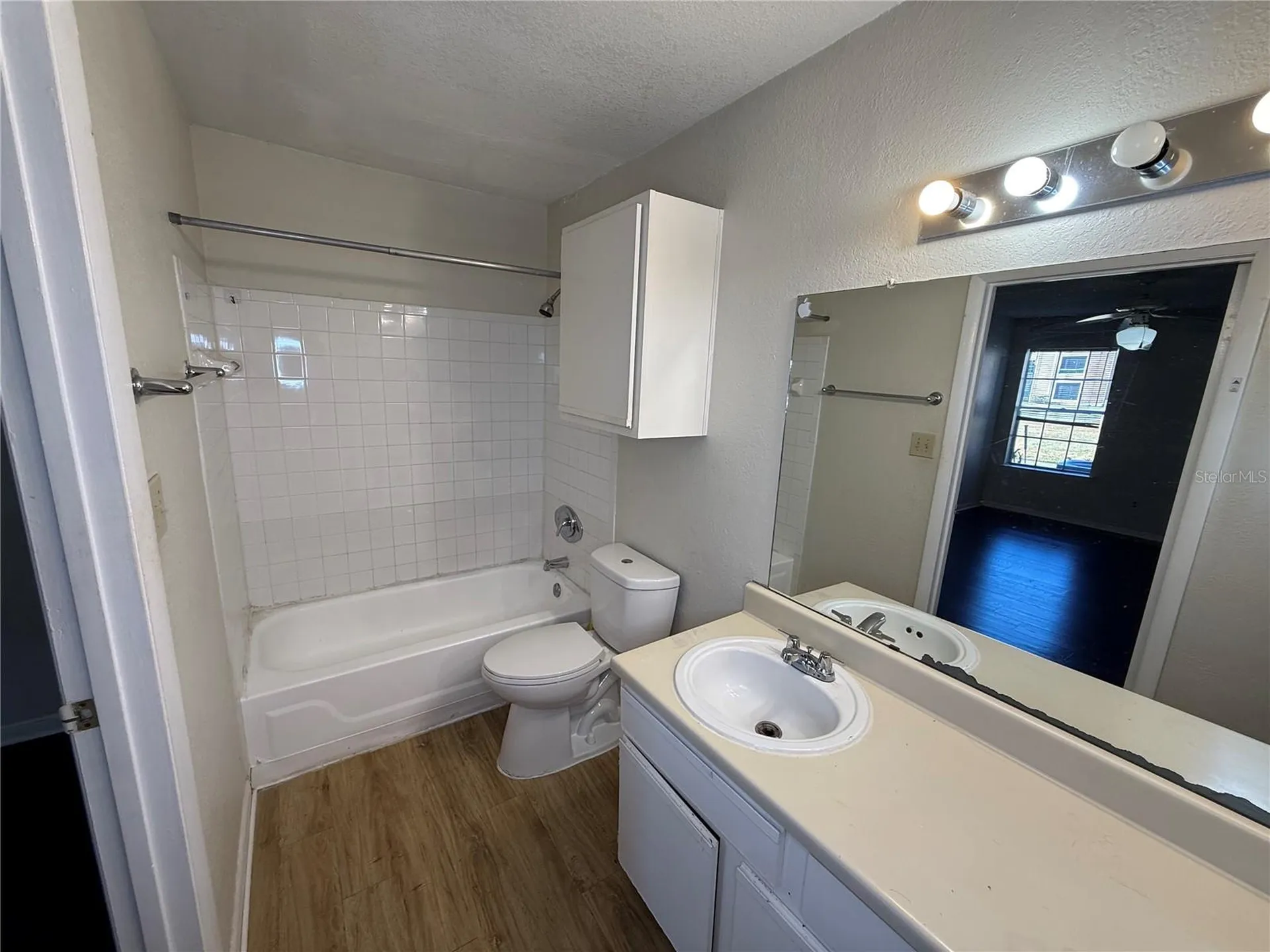 5500 Devonbriar Way Orlando FL 32822