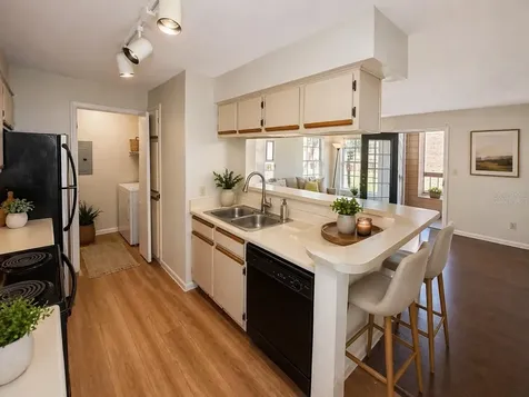 5500 Devonbriar Way Orlando FL 32822