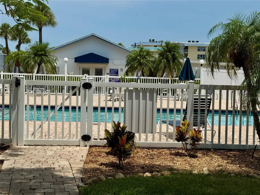 3710 Gulf Of Mexico Drive Longboat Key FL 34228