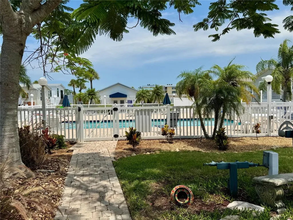 3710 Gulf Of Mexico Drive Longboat Key FL 34228