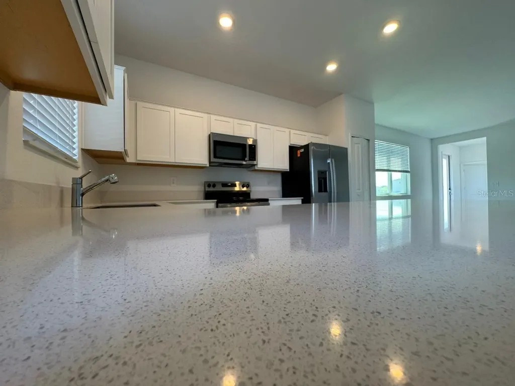 93 Nine Iron Drive Davenport FL 33896