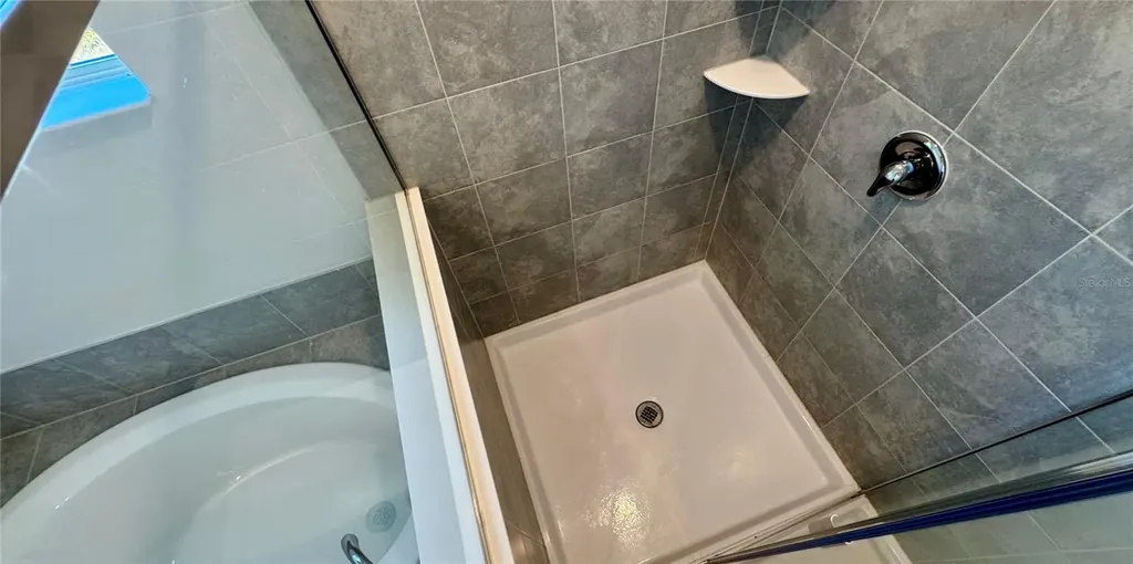 93 Nine Iron Drive Davenport FL 33896