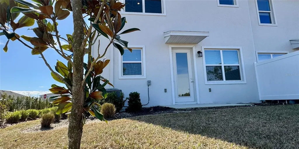 93 Nine Iron Drive Davenport FL 33896