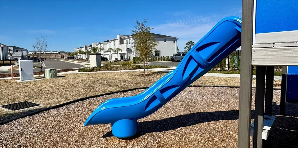 93 Nine Iron Drive Davenport FL 33896