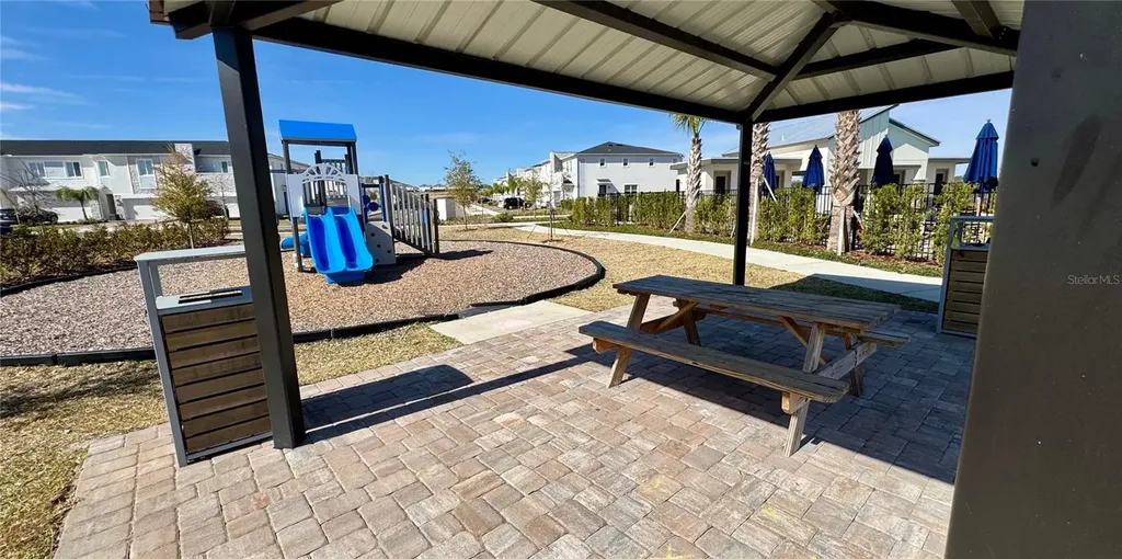 93 Nine Iron Drive Davenport FL 33896