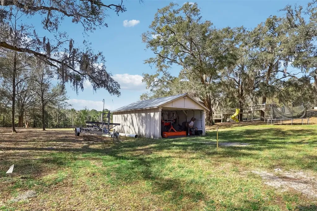 36530 Lazy B Lane Eustis FL 32736