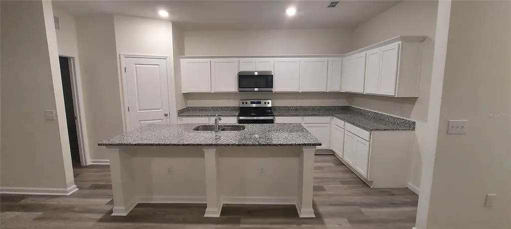 856 Kings Pine Court Ruskin FL 33570