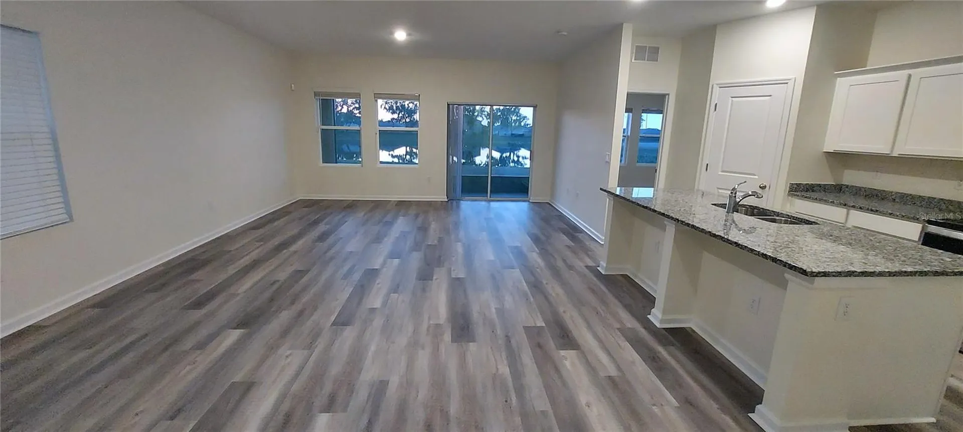 856 Kings Pine Court Ruskin FL 33570